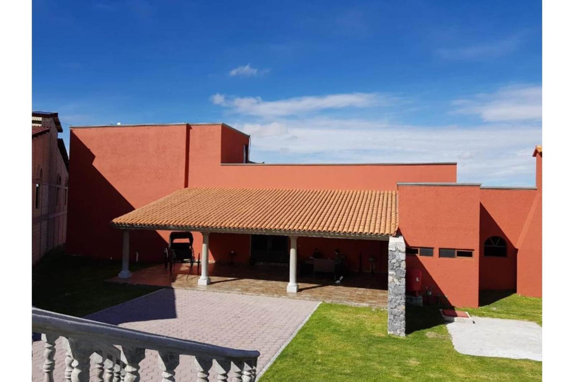 Collection O Hotel Nueva Escocia, פואבלה מראה חיצוני תמונה