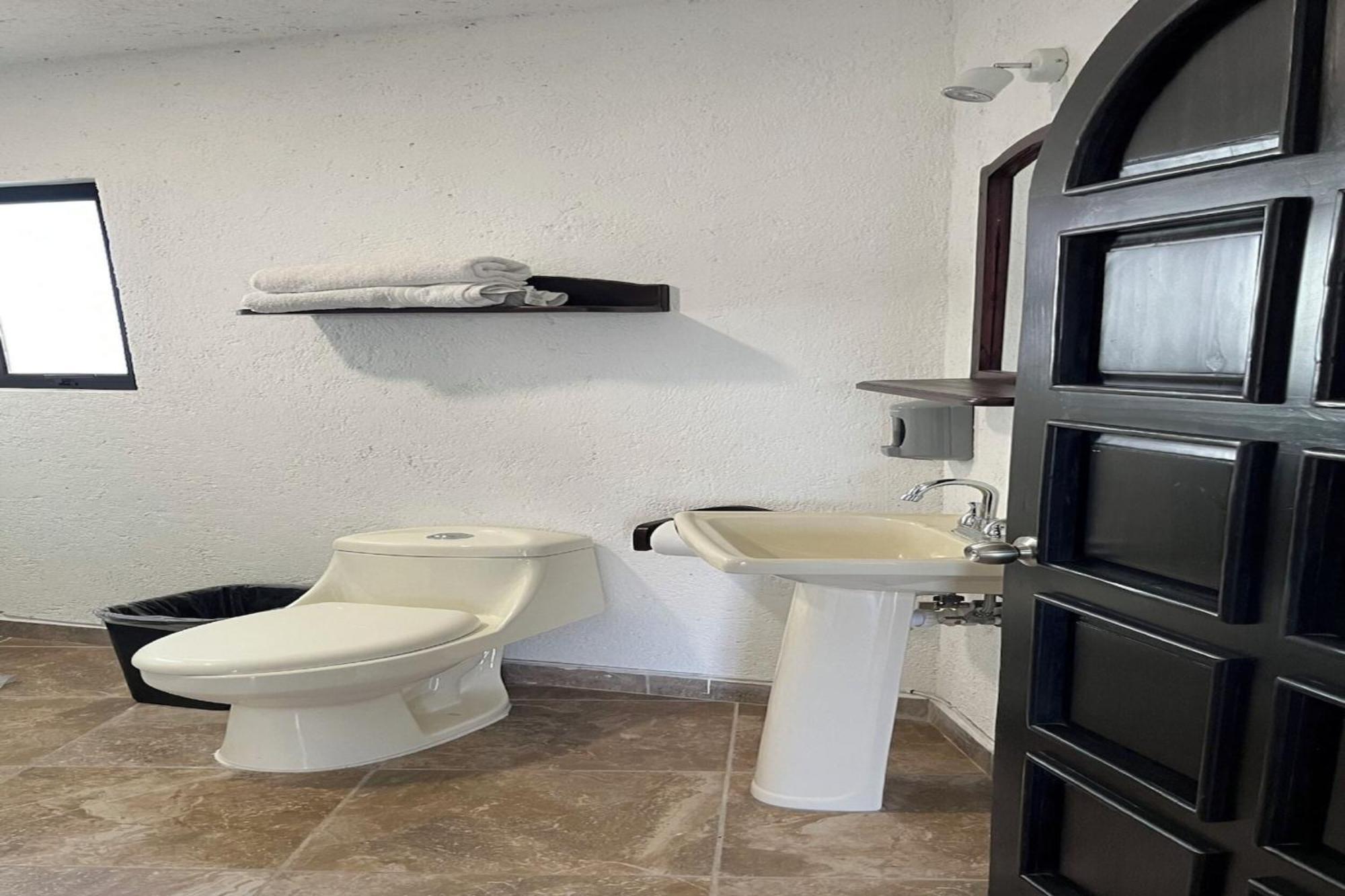 Collection O Hotel Nueva Escocia, פואבלה מראה חיצוני תמונה