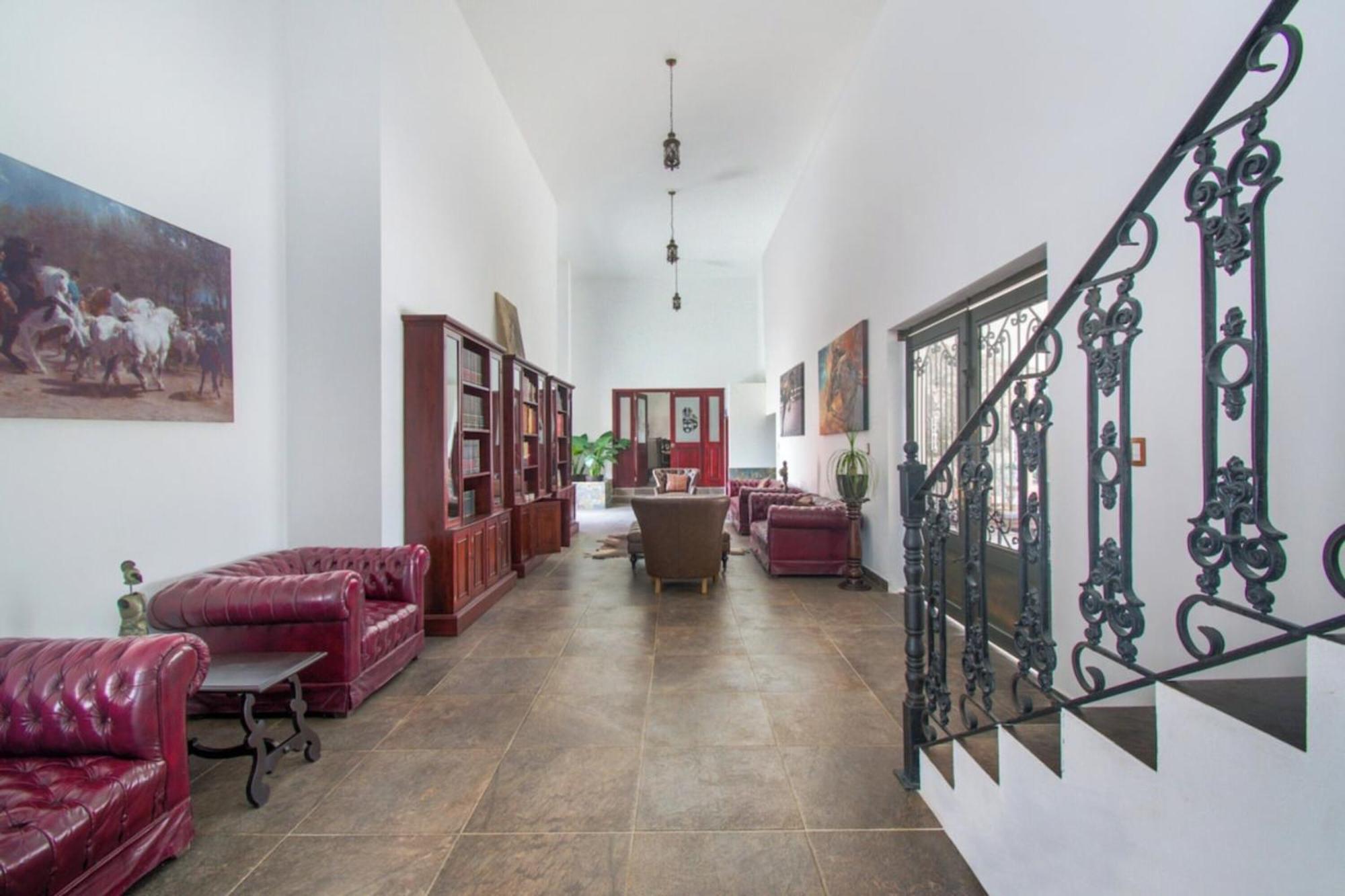Collection O Hotel Nueva Escocia, פואבלה מראה חיצוני תמונה