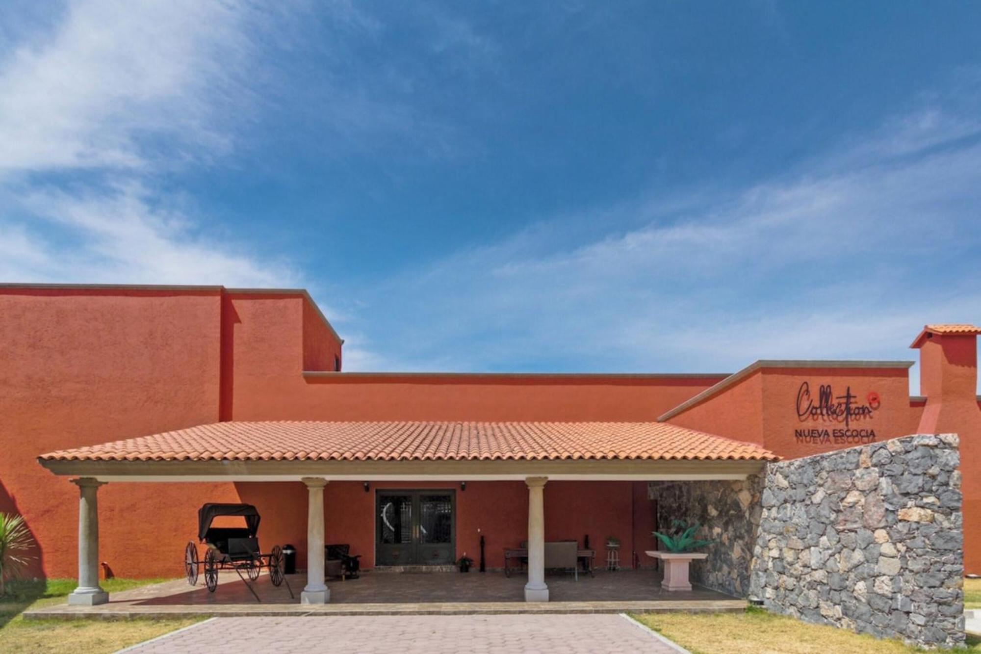 Collection O Hotel Nueva Escocia, פואבלה מראה חיצוני תמונה